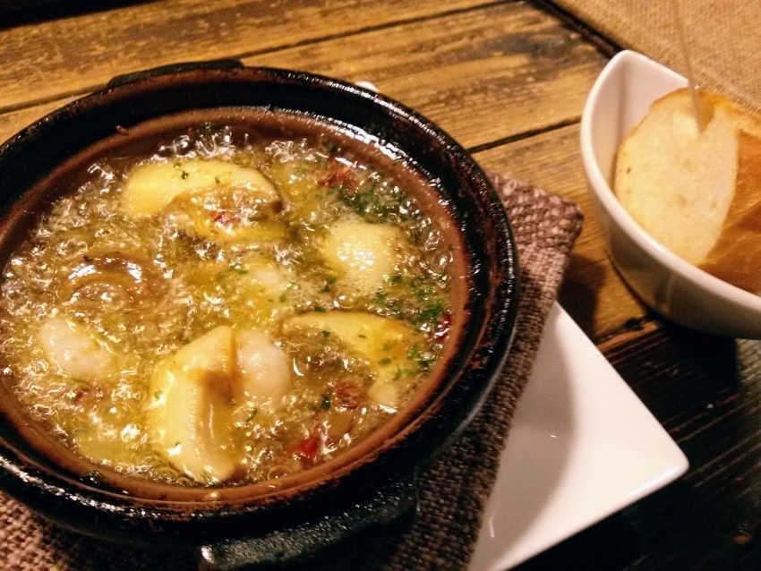 アヒージョ オリーブオイルと具材を熱するだけ